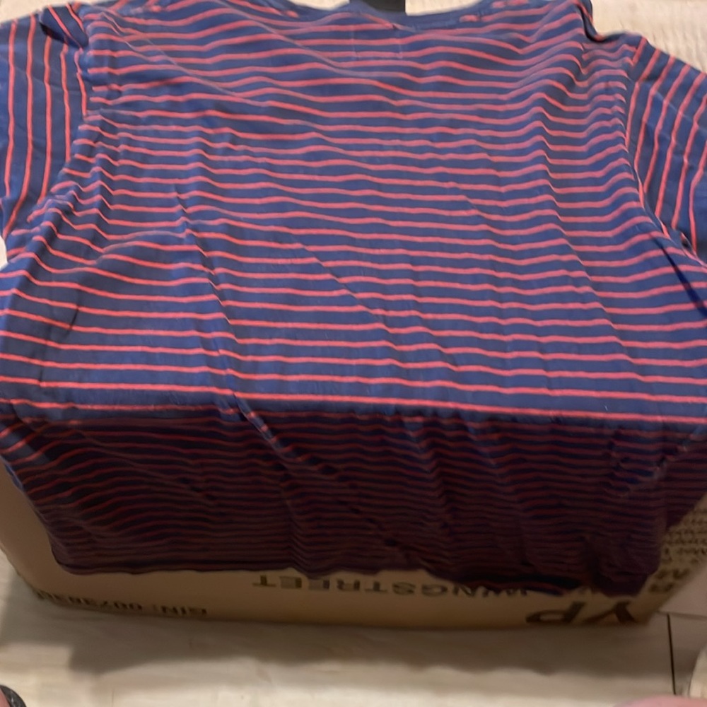 Shirt - Picture 2 of 3
